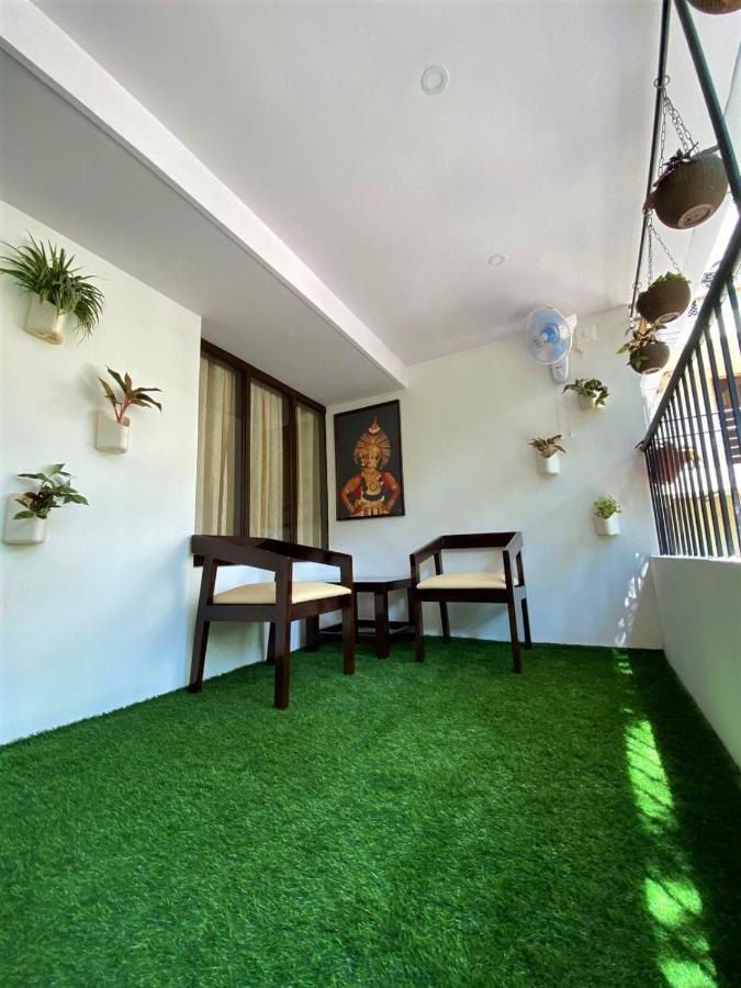 Udupi Inn Bagian luar foto