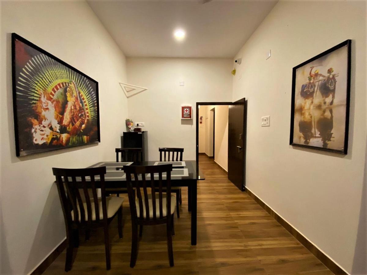 Udupi Inn Bagian luar foto
