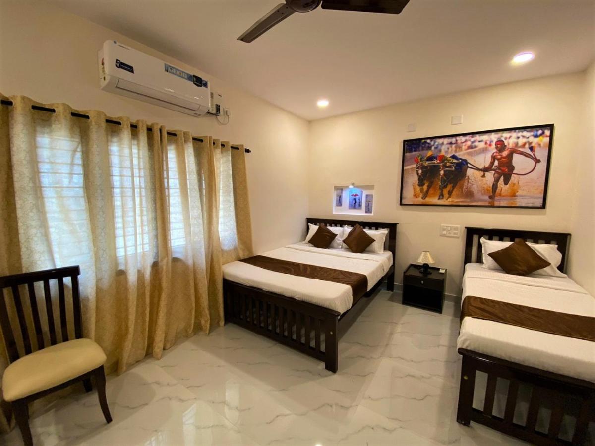 Udupi Inn Bagian luar foto